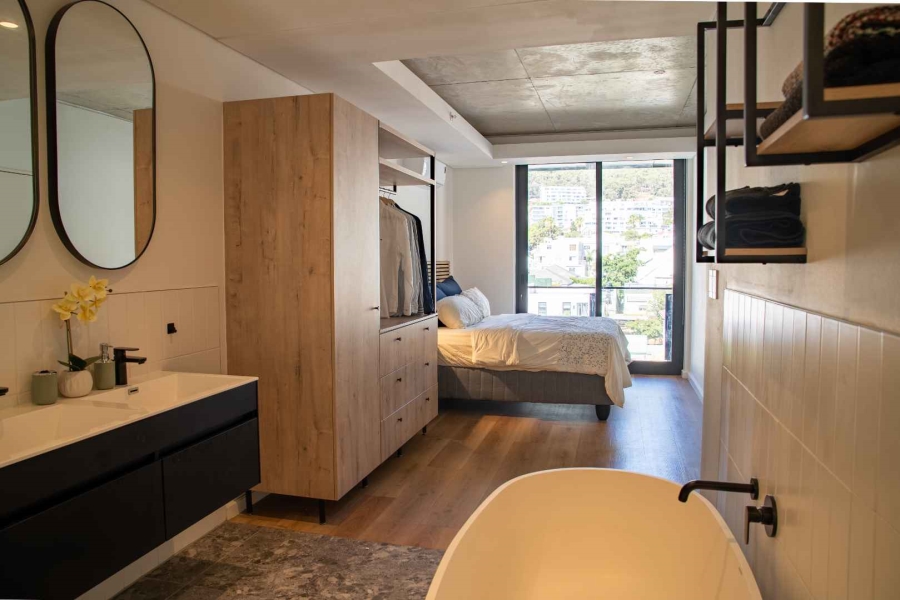 To Let 1 Bedroom Property for Rent in Sea Point Western Cape